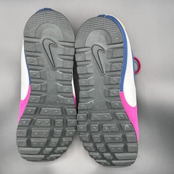 Nike True Berry Size‎ 10 SWOOSH - Picture 5 of 9